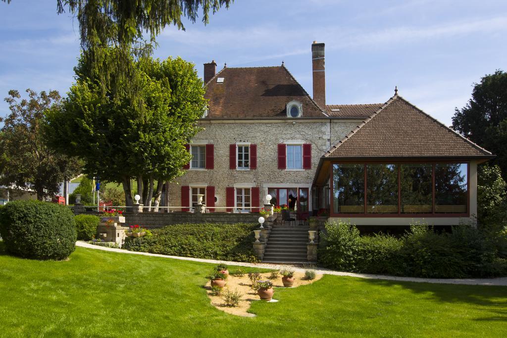 ארסונוואל Logis Hostellerie La Chaumiere מראה חיצוני תמונה