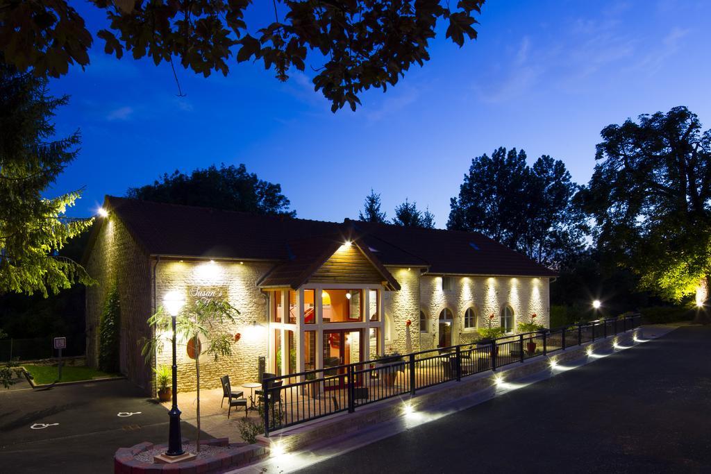 ארסונוואל Logis Hostellerie La Chaumiere מראה חיצוני תמונה