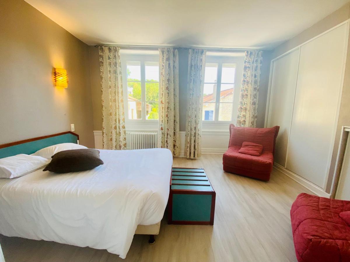 ארסונוואל Logis Hostellerie La Chaumiere מראה חיצוני תמונה