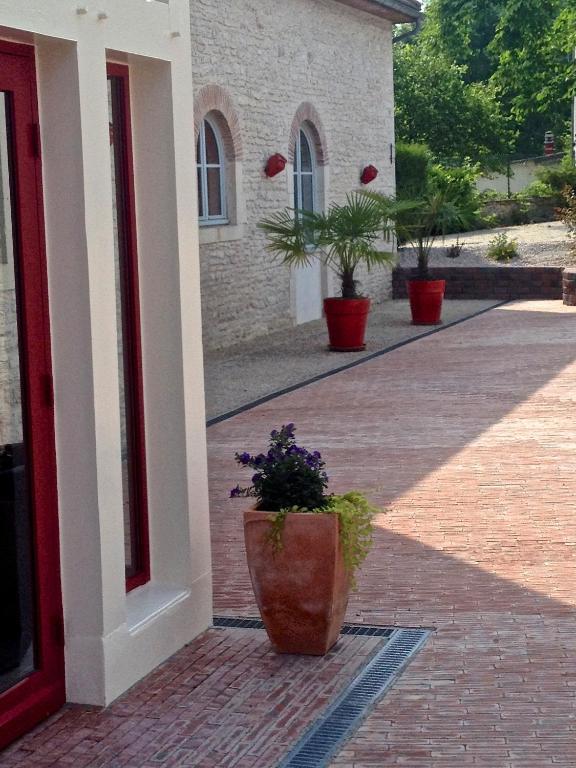 ארסונוואל Logis Hostellerie La Chaumiere מראה חיצוני תמונה