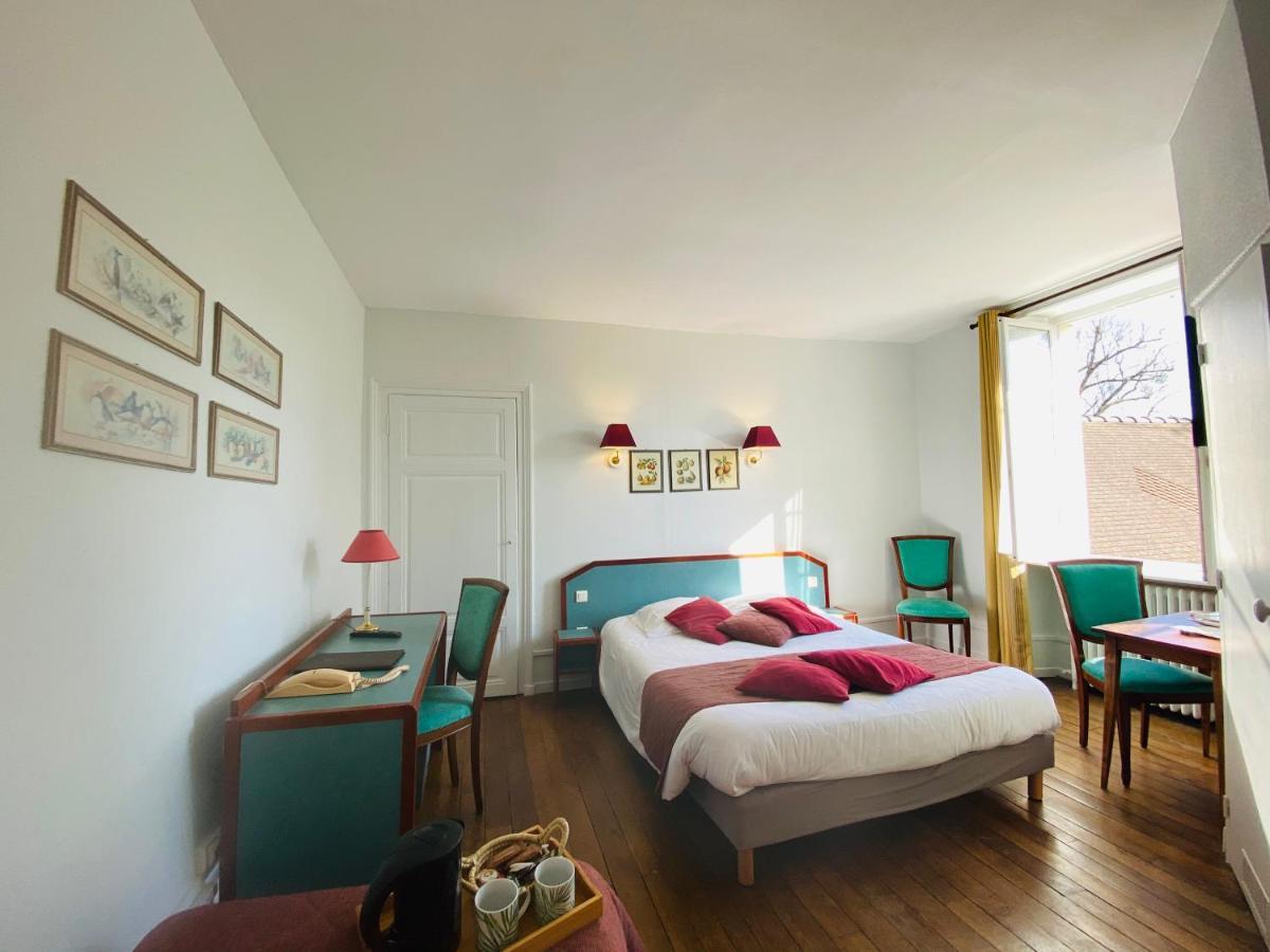 ארסונוואל Logis Hostellerie La Chaumiere מראה חיצוני תמונה